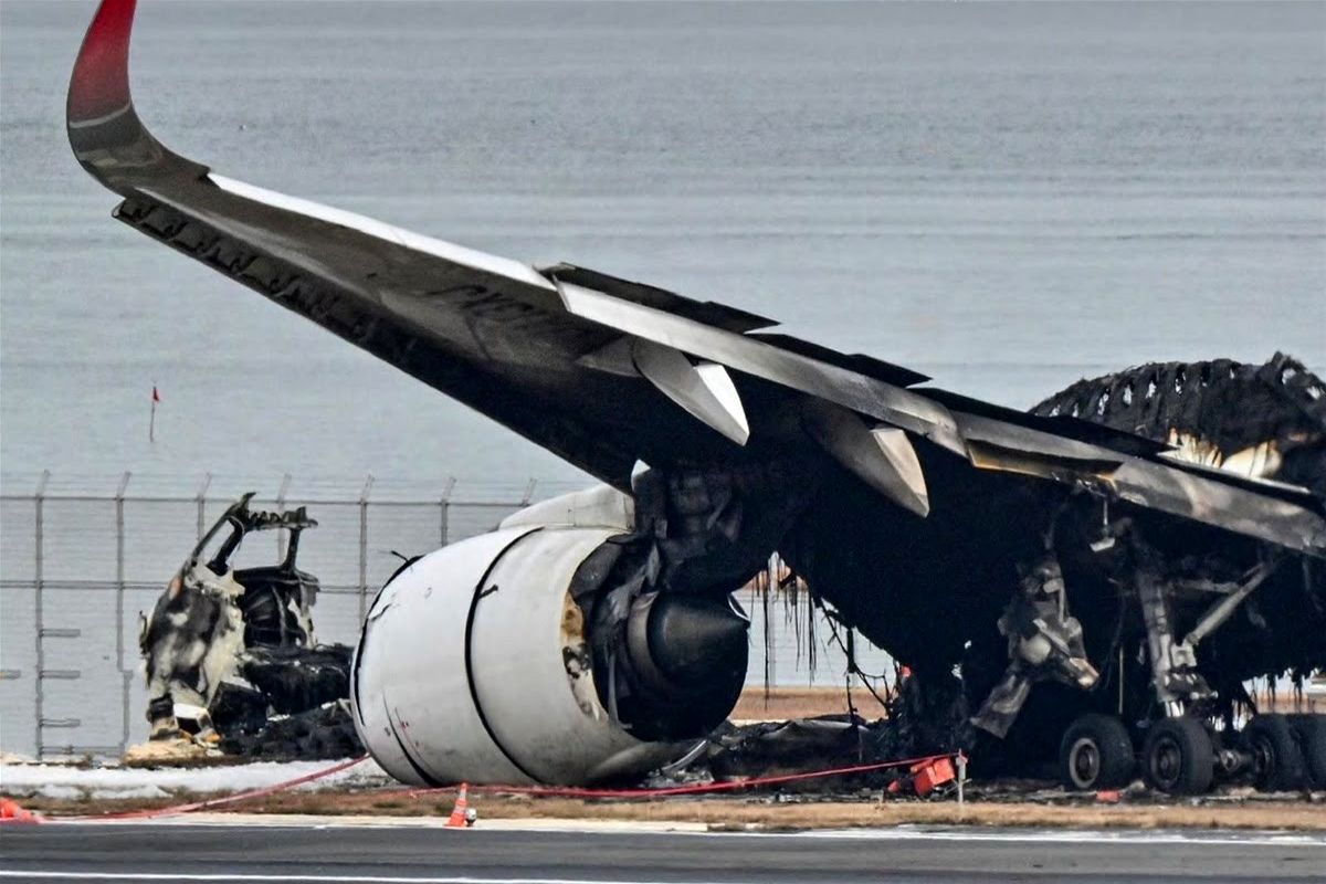 برخورد+هواپیما