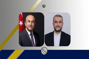 رایزنی تلفنی وزرای خارجه ایران و ترکیه پیرامون تشدید تنش در مرزهای این کشور و سوریه