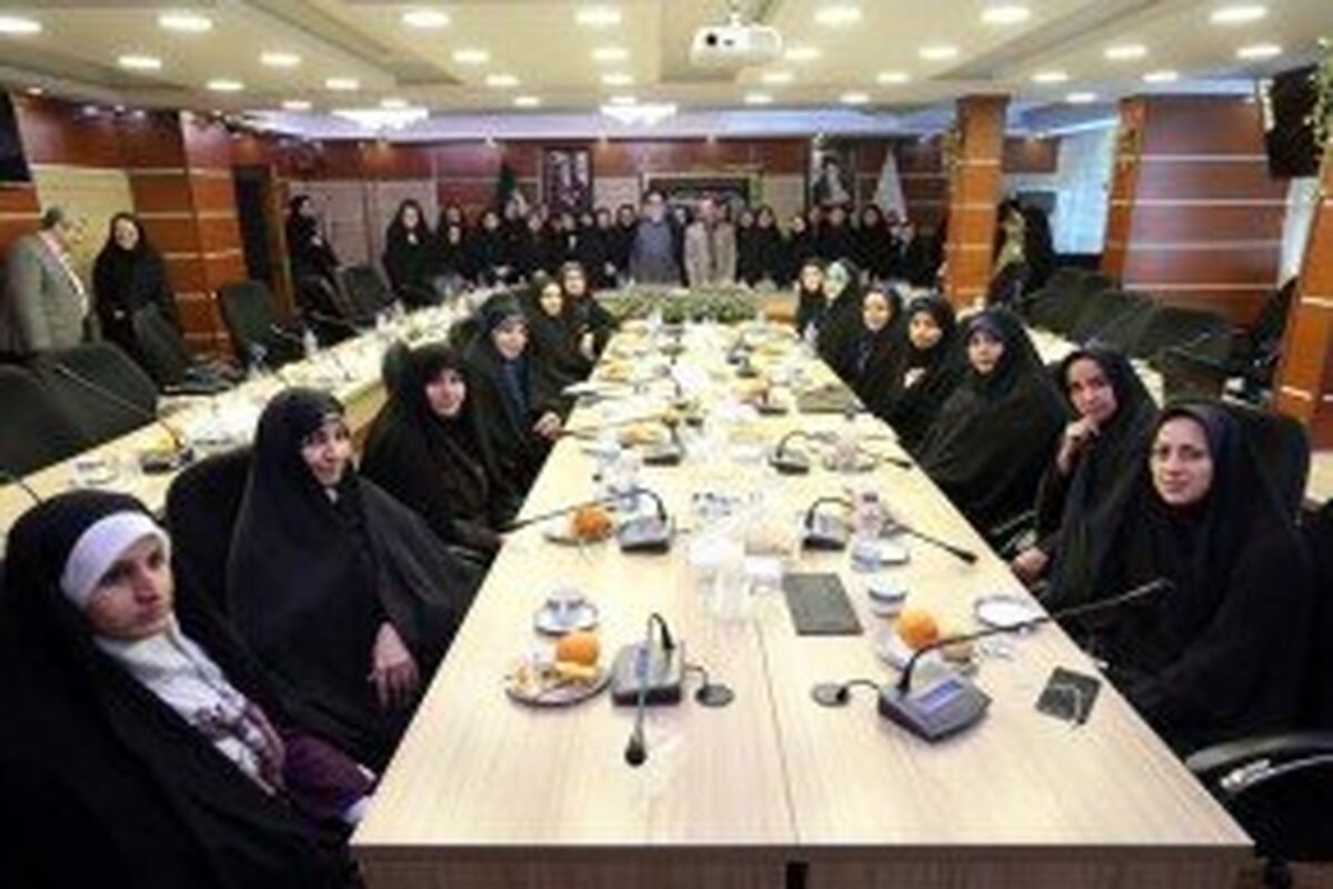 دختران شاهد