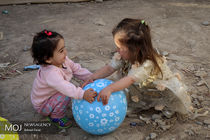 چه بازی‌هایی در زمان جنگ می‌تواند به آرامش کودکان کمک کند؟ + فیلم