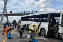 تصادف اتوبوس در لیمپوپو آفریقای جنوبی ۵ کشته و ۳۲ زخمی برجای گذاشت