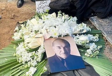 نظام الدین کیایی در قطعه هنرمندان آرام گرفت