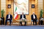 حضور عراقچی کنار پزشکیان در سفر به قرقیزستان