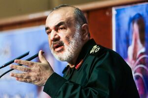 ملتی که لباس جهاد از تن خارج کند، لباس ذلت بر تن خواهد کرد