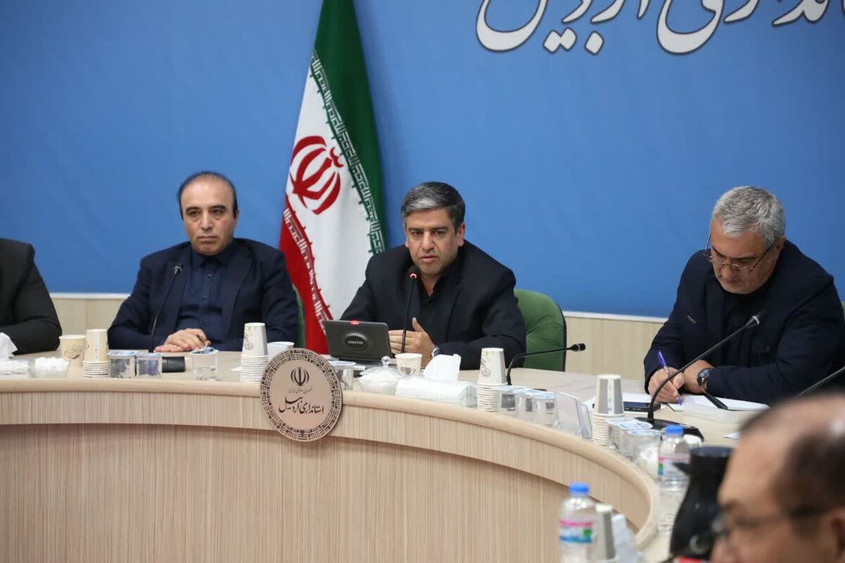 نشست قرارگاه اقدام مشترک تنظیم بازار و شورای آرد و نان استان اردبیل