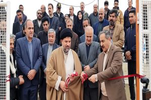 زمین چمن مصنوعی کارگران بروجن افتتاح شد
