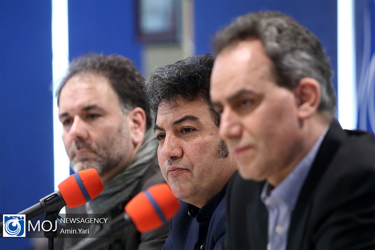 نشست خبری دبیر سی و هشتمین جشنواره تئاتر فجر