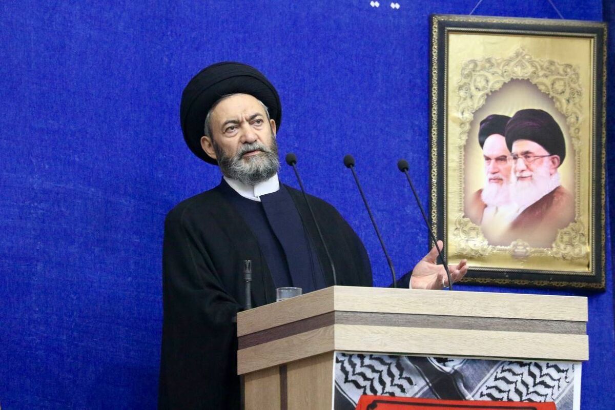 امام جمعه اردبیل.  