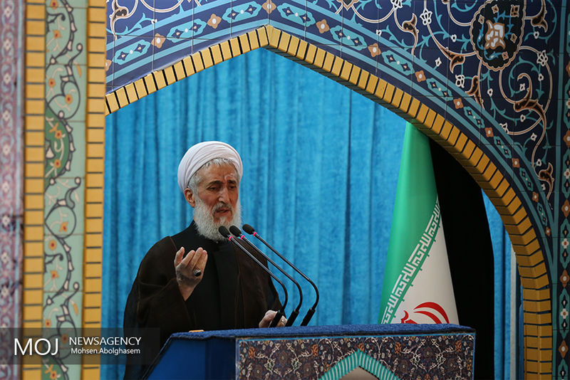 تحریم ها کاری کرد که ما به صنعت و ساخت موشک برسیم