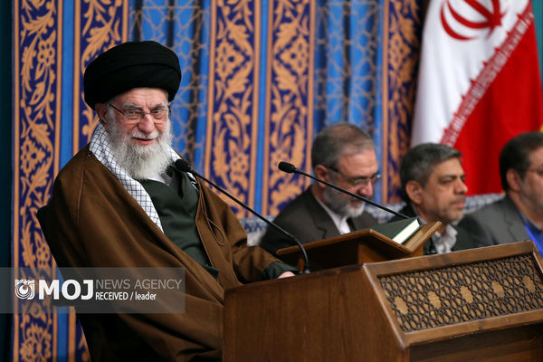 رهبر انقلاب در محفل انس با قرآن حضور یافتند