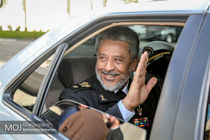 دریادار سیاری از پایانه های مرزی مهران و دهلران بازدید کرد