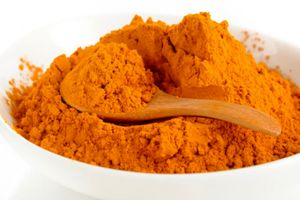 زردچوبه به پیشگیری از سرطان روده کمک می‌کند