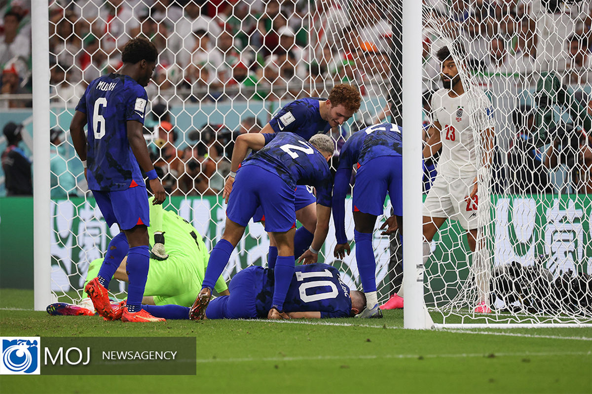 جام جهانی فوتبال - دیدار ایران و آمریکا