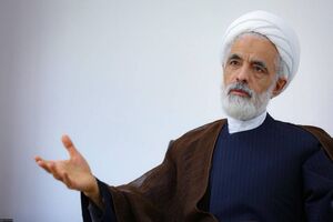 دولت حامی تفویض اختیارات به استانداران است