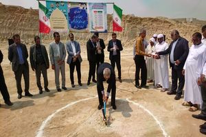 کلنگ زنی 56 کلاس درس در هرمزگان