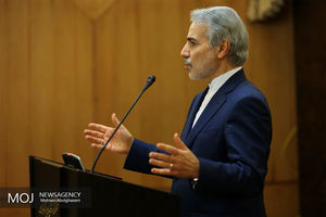  نقش قلم در تبیین واقعیت ها و انتقال مشکلات به مردم مهم است