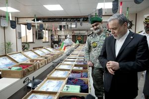 دریادار ایرانی بر آمادگی کامل نیروی دریایی برای دفاع از امنیت و منافع کشور تاکید کرد