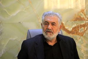 دولت موانع پیش روی تولید و تولیدکنندگان را حذف کند