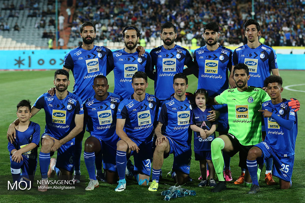 دیدار تیم های فوتبال استقلال تهران و سپیدرود رشت