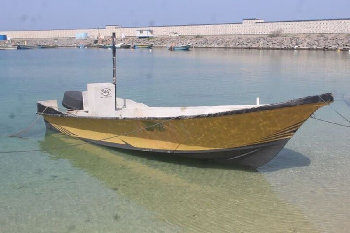 توقیف یک فروند شناور