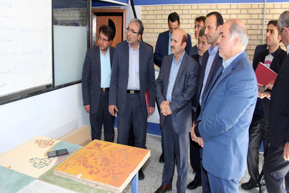 اصفهان- فنی و حرفه ای