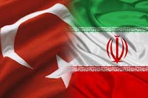 حضور سفیر ایران در آنکارا در پایانه مرزی ایران و ترکیه