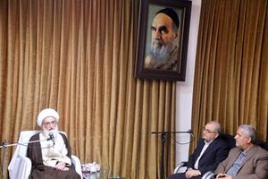 ضرورت توجه به معنویات در کنار مسائل مادی