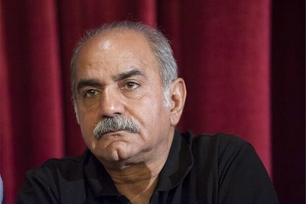مطالبه باشد برای بعد، الان فقط حفظ خاک ایران مهم است