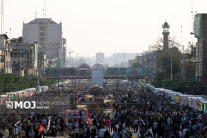 حماسه غدیر ۱۴ خرداد؛ همراهی ده‌ها هزار نفر در مسیر ۱۰ کیلومتری
