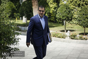 دیدار نوروزی وزیر بهداشت با دانشگاهیان علوم پزشکی ایران