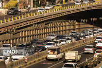 آزادراه تهران - کرج - قزوین زیر بار ترافیک سنگین است