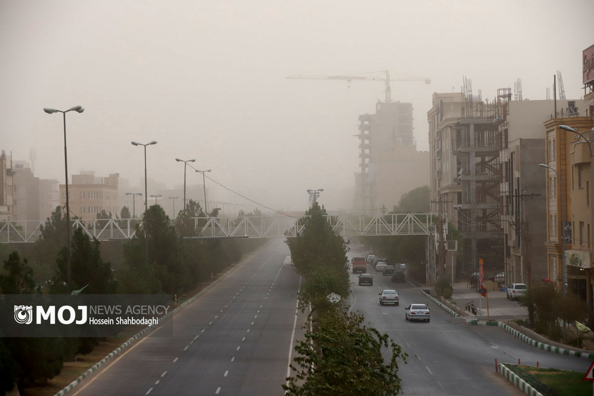 آلودگی هوای قم ناشی از خیزش ریزگردها