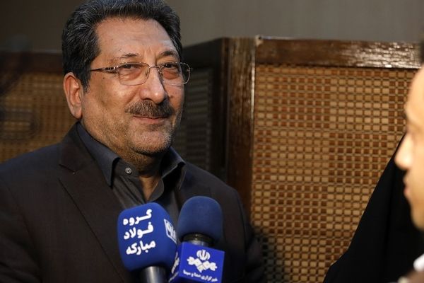 برنامه وزارت برای مدیریت بازار ورق‌های فولادی/تلاش مدیریت فولاد مبارکه برای حفظ انسجام و امنیت شغلی خانواده بزرگ کارکنان