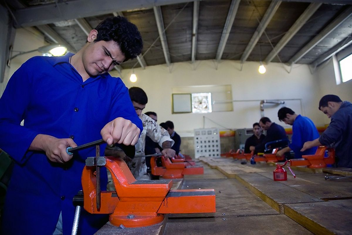 شغل‌ها و مهارت‌ها آموزش