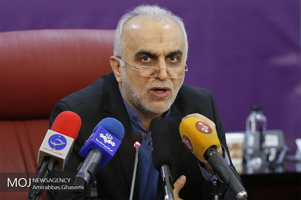 اوضاع متغیرهای اقتصادی در سال ٩٧ قابل قبول نبود/ اگر رونق تولید ایجاد کنیم برآوردهای منفی را بهبود خواهیم بخشید