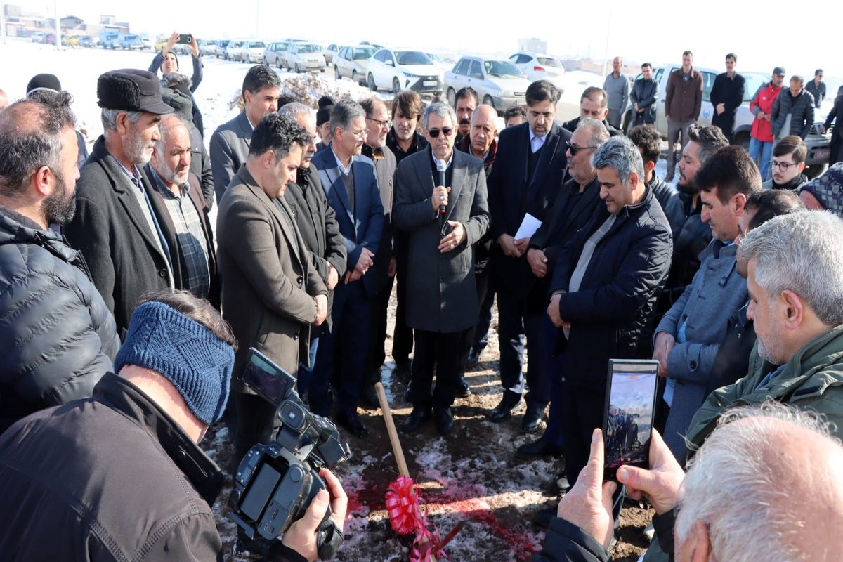 کلنگ زنی آبرسانی به روستاهای انگوت