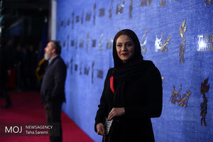 نقش آفرینی شبنم مقدمی در نمایش مرغ دریایی من