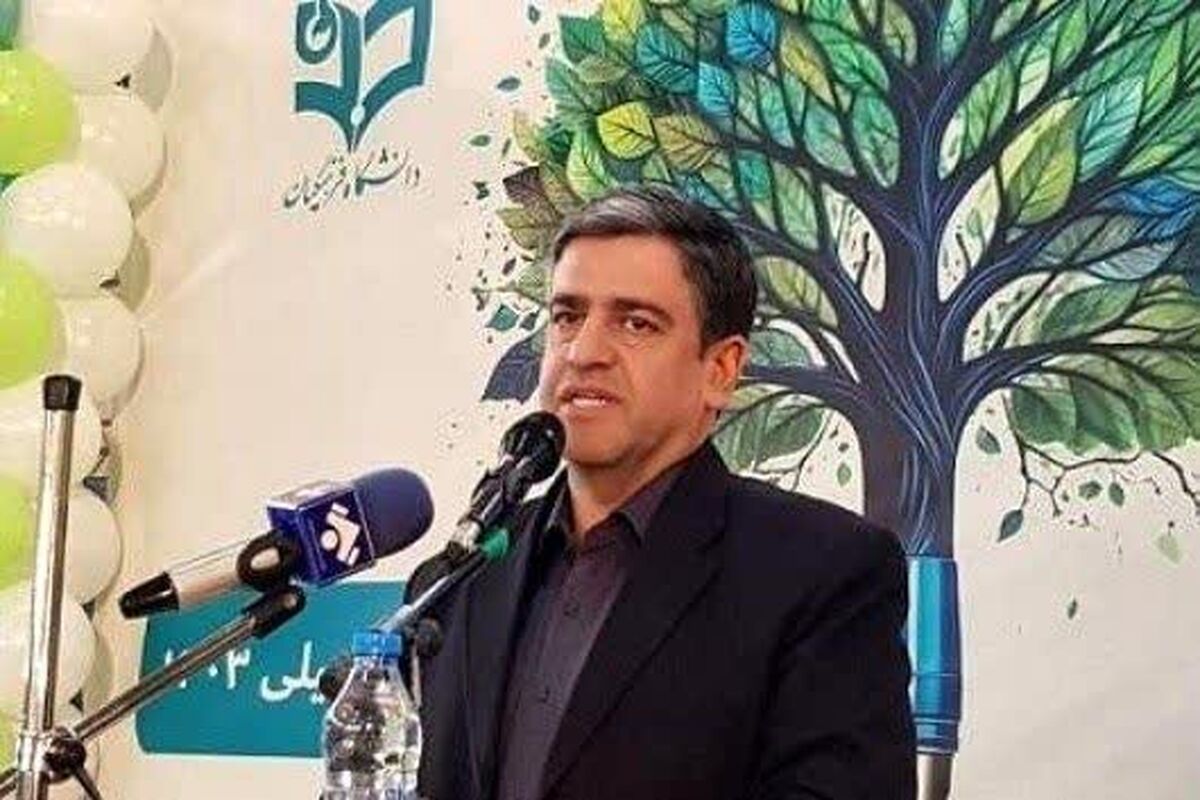 استاندار اردبیل با دانشجویان فرهنگی