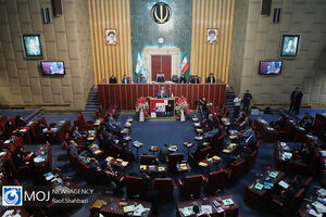 دومین نشست نهمین دوره مجلس دانش آموزی