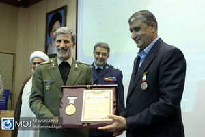 تجلیل از چهره های ماندگار صنعت هوایی کشور