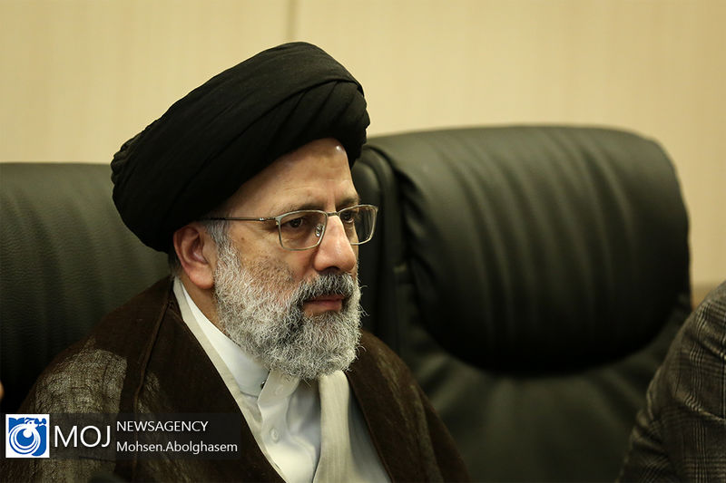امروز نمیتوان فضای مجازی را از زندگی بشر حذف کرد