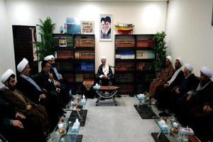 خانواده شهدا سرمایه‌های ماندگار کشور و محور هویت نسل‌ها هستند