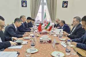 معاونان سیاسی وزارت امور خارجه ایران و چین با یکدیگر دیدار کردند