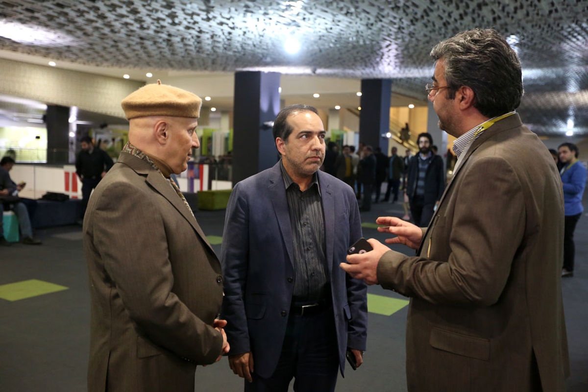 بازدید انتظامی از سینماحقیقت