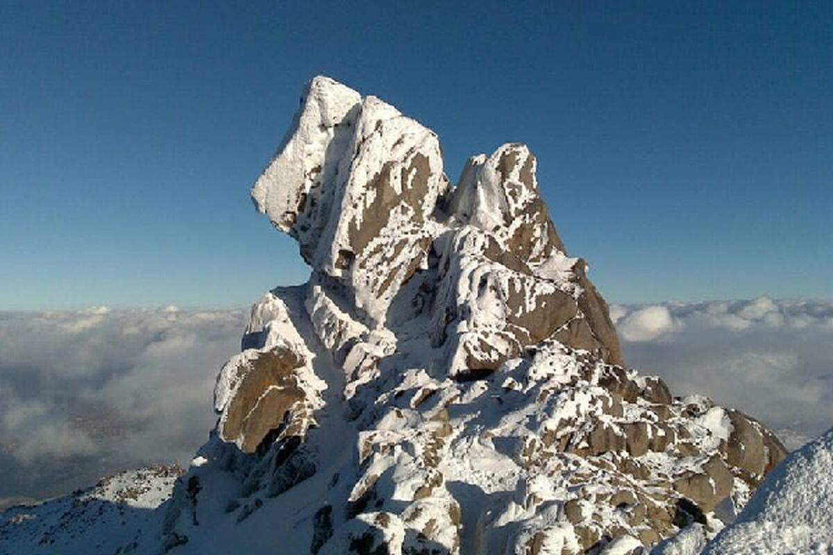 برف همدان