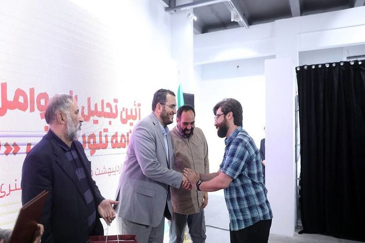 عوامل دو نقطه