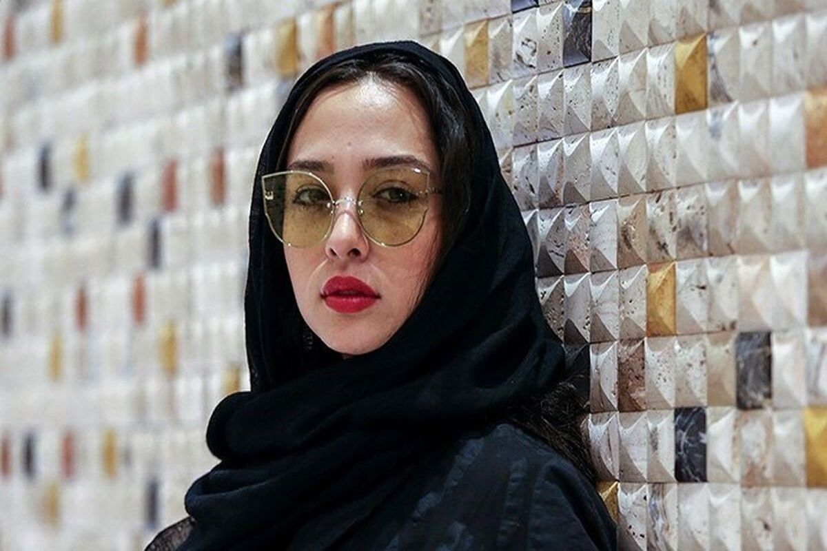 آناهیتا درگاهی
