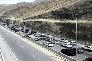 ترافیک سنگین وسایل نقلیه در محورهای شمالی کشور