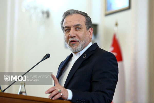 عراقچی پیروزی حزب تحت رهبری پاشینیان در انتخابات پارلمانی ارمنستان را تبریک گفت