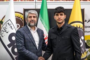 آریا یوسفی پس از محمد دانشگر با سپاهان تمدید کرد